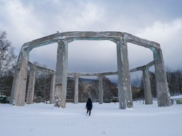 wysoka konstrukcja